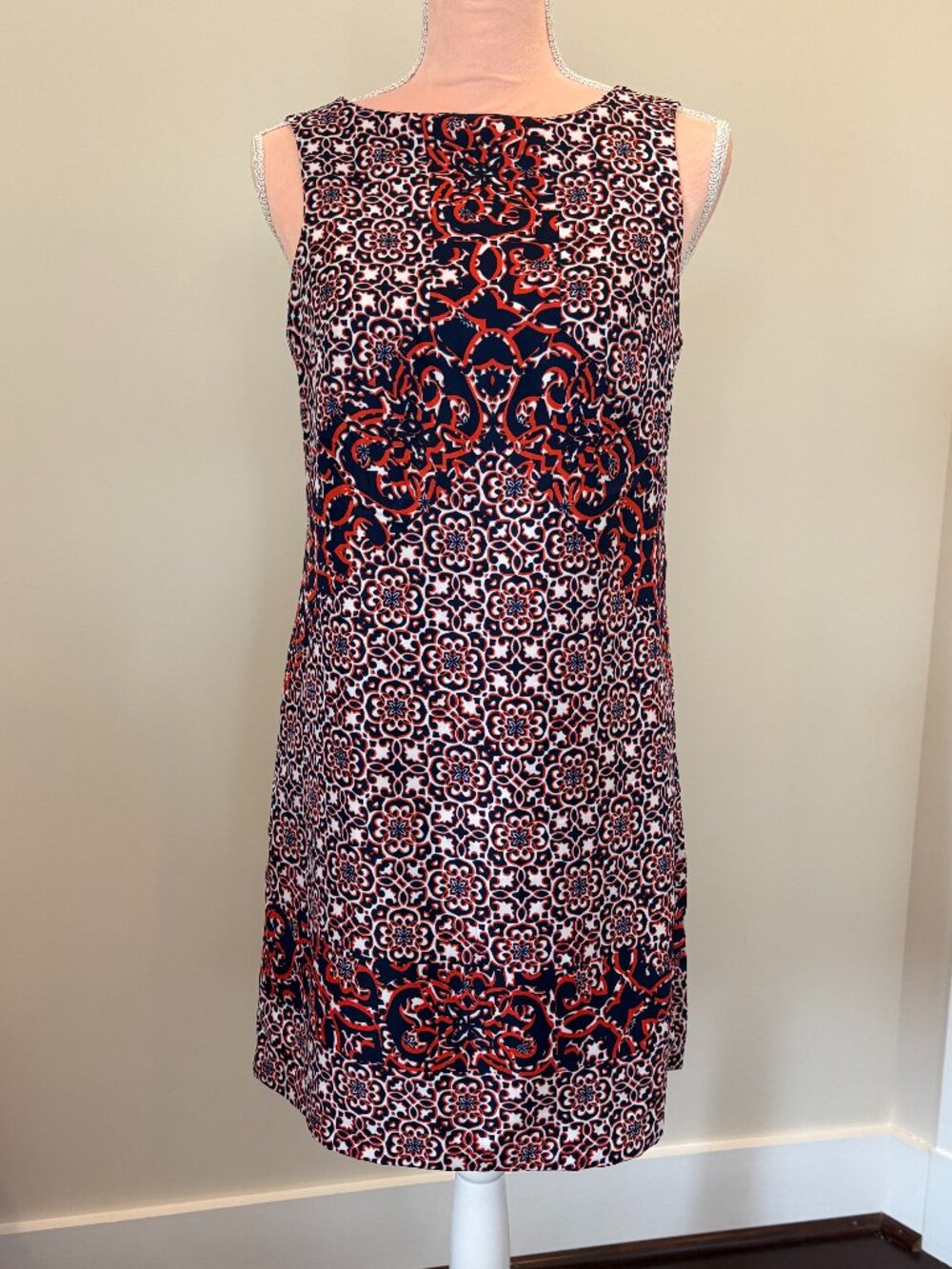 Donna Morgan Sleeveless Shift Dress Size 4P Red Blue White Print
